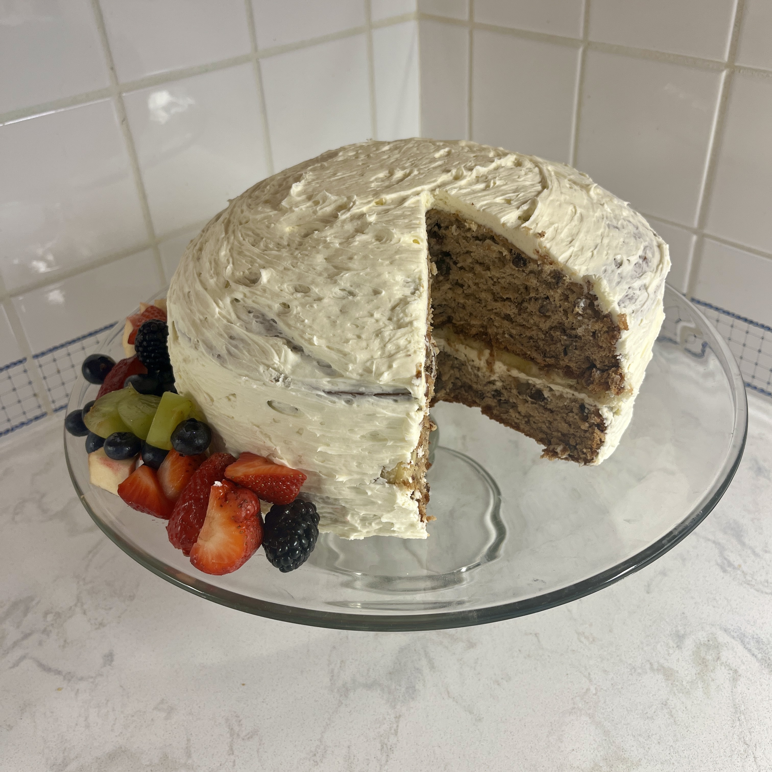 Easy Recipe for Bananas and Cream Double Layered Cake